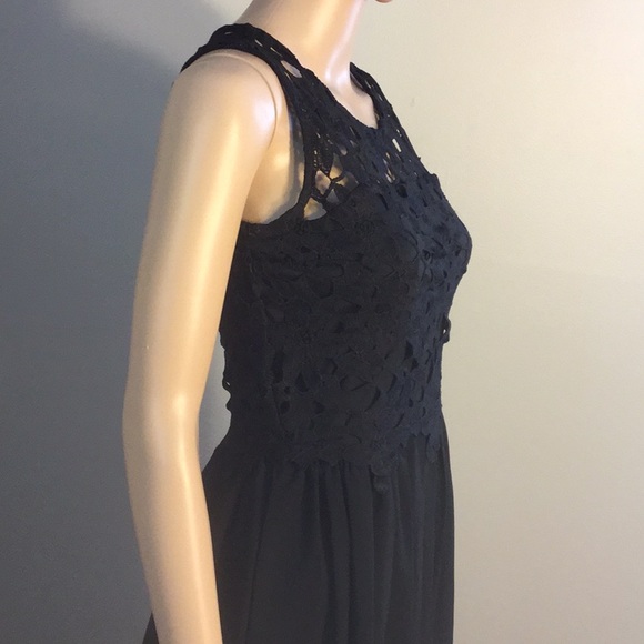 PENELOPE TREE LACY SLEEVELESS MIDI DRESS, PLUS - Picture 4 of 8
